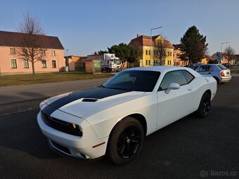 Dodge Challenger - 6