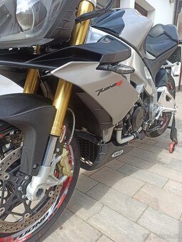 Aprilia Tuono RSV4 1000 APRC - 6
