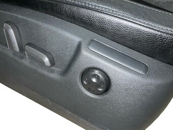 Sedačky černá kůže alcantara Škoda Superb 2 sedan r.v. 2009 - 6