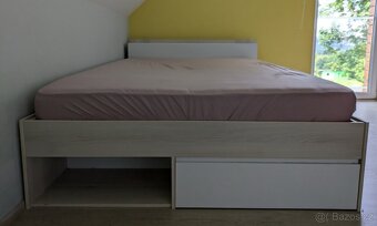 Postel 140x200 s úložným prostorem (šuplíky), akácie/bílá - 6