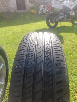 Sada letních kol na auto značky Renault - 205/60 R16 - 6