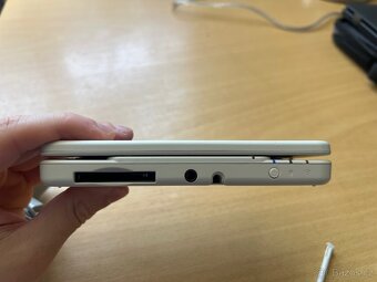 New Nintendo 3DS – bílý, CFW, hry, nabíječka, stylus - 6
