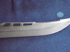 OCELOVÝ NŮŽ ZDOBENÁ DÝKA - ZNAČENÉ - 6