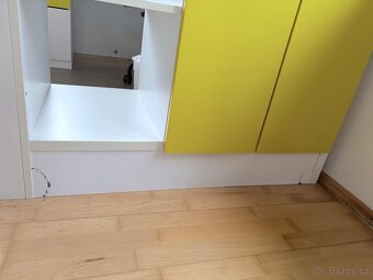 Dětská patrová postel, bílo-žlutá s psacím stolem - 6