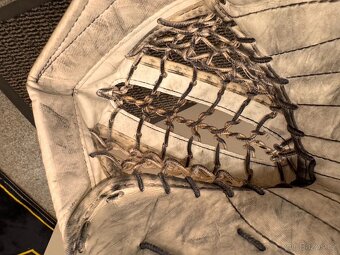 LAPAČKA A VYRÁŽEČKA CCM EFLEX 3.9 JUNIOR - 6