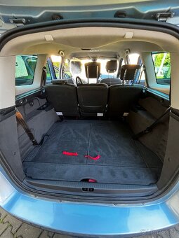 Rodinný a Úsporný Vůz: Renault Scénic 1.5 dCi, 7 MÍST - 6