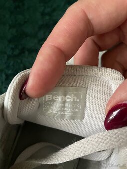 Dívčí tenisky Bench top stav vel. 37 - 6