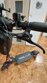 Techlife x7 elektrokoloběžka - 6