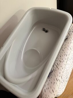 Přebalovací pult Chicco s vaničkou - 6