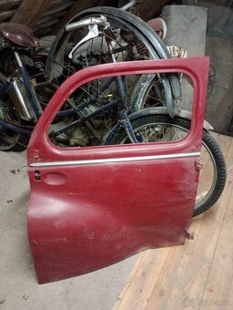 Renault 4 CV dveře - 6