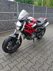 Ducati Monster 796 - 6