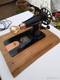 Lampa z šicího stroje - 6