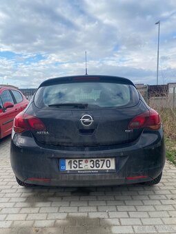 Opel Astra 1.7 Cdti 92Kw hatchback - 6
