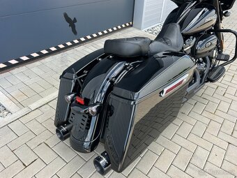 HARLEY DAVIDSON street glide FLHXS speciál - 6