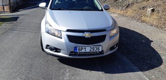 Chevrolet cruze 1.6, benzín - 6