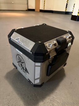 Prodám originální topcase horni kufr BMW gs - 6