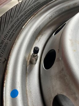 Kola Suzuki Swift 4x4 2021 - 6