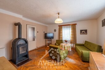 Rodinný dům 5+1, 189 m², Mukařov – ideální pro bydlení i rek - 6