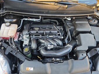 Ford Focus 1.6 16v Turnier - 6