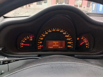 Mercedes-Benz C220 CDI - 6