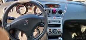 Peugeot 308 1.6i - 6