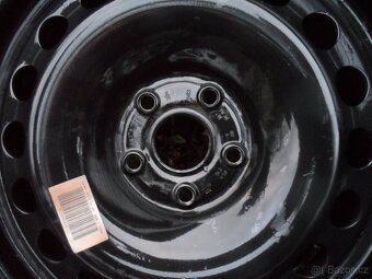 Komplet Zimní Sada Poklice Bridgestone 215/65/17 ET 38 5x112 - 6