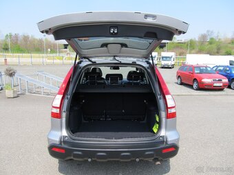 Honda CR-V 2.2 i-CDTi 4x4 ČR 1.maj - 6