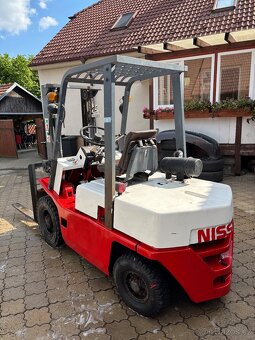 Ještěrka VZV Nissan 2,5t - 6