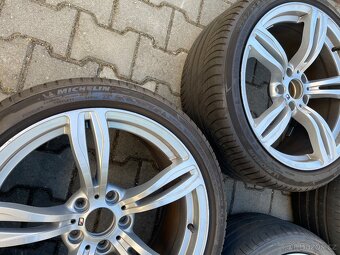 Prodám Alu a léto pneu BMW 550i F10 - 6