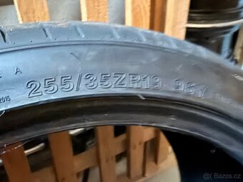 Letní Pneu 255/35R19 - 6