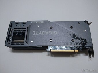 GIGABYTE GeForce RTX 3070 GAMING OC 8GB - 6