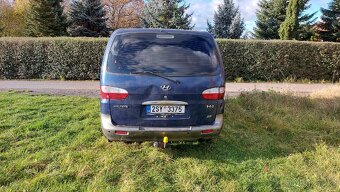 Hyundai H-1 2.5CRDi, 7 mist, nepojizdne, ztraci vodu - 6