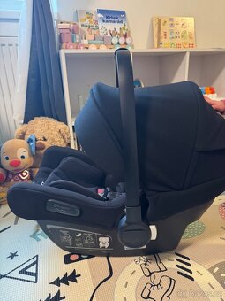 Bugaboo turtle air by Nuna autosedačka / vajíčko isofix - 6