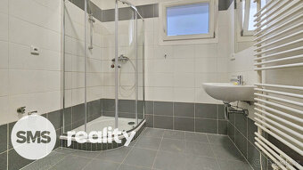 Pronájem prostorného bytu 2+kk, Opava – ul. Popská - 6