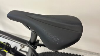 Horské kolo SPECIALIZED, rám XL, kola 29", pro jezdce od 18 - 6