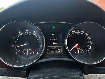 Superb 2 1.8tsi, pěkný stav - 6