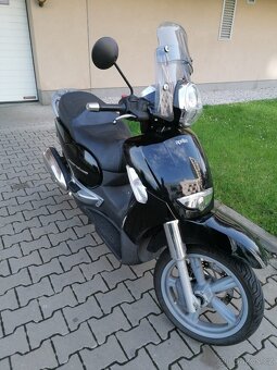 Aprilia Scarabeo 250 r.v. 2007 - 6