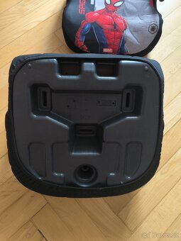 Podsedák pro děti do auta - 6