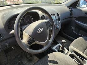 Hyundai I30CW 2009 1,6DOHC 93kW MOTOR OK, DILY z vozu - 6