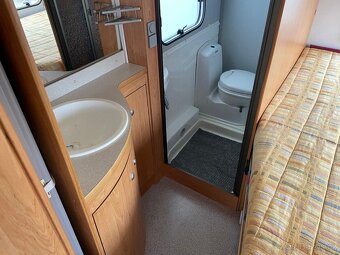Knaus Blueline 450, 4 osoby, bojler, sprcha, stan, fr.postel - 6