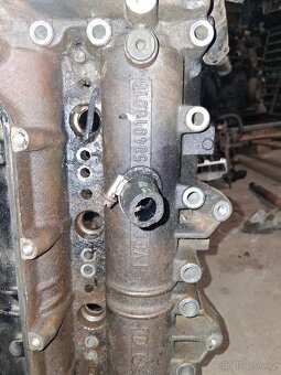 Dukato hlava valcu 2.3 jtd - 6