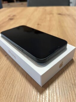 Apple iPhone 13 256GB - 6
