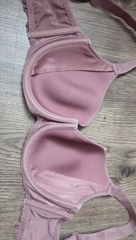 Podprsenka Spacer 3D Lady Grace - coffee rose
70G
- 6