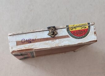 STARÁ KRABIČKA NA CIGARETY - 6