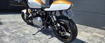 Triumph Thruxton 900i - 6