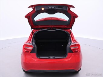 Mercedes-Benz Třídy A 1,6 180 90kW Style Navi Kůže (2013) - 6