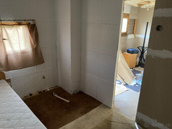 Mobilheim na opravu - 6