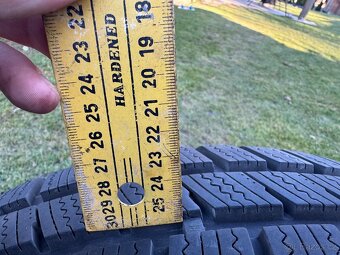 Zimní pneu 225/45/17 - 6