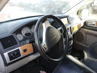 Chrysler Grand Voyager - 6