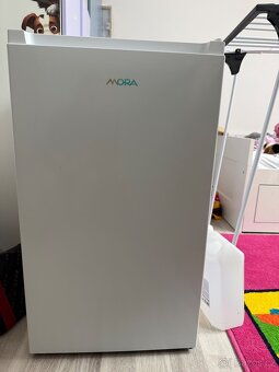 Lednice, vařič a mikrovlnka - 6